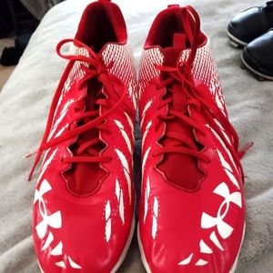 Under armour football cleats size 14